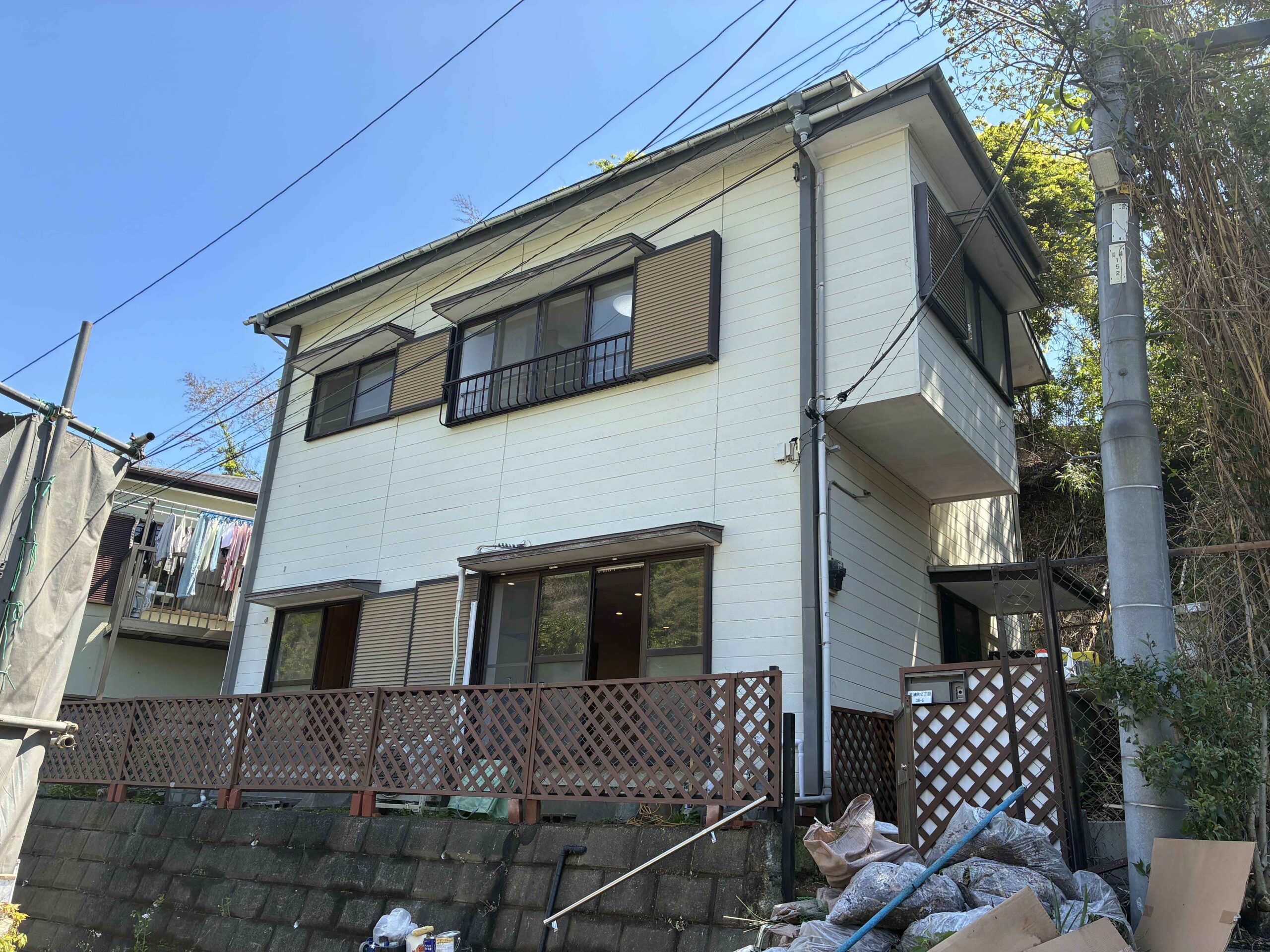 Nagauracho House